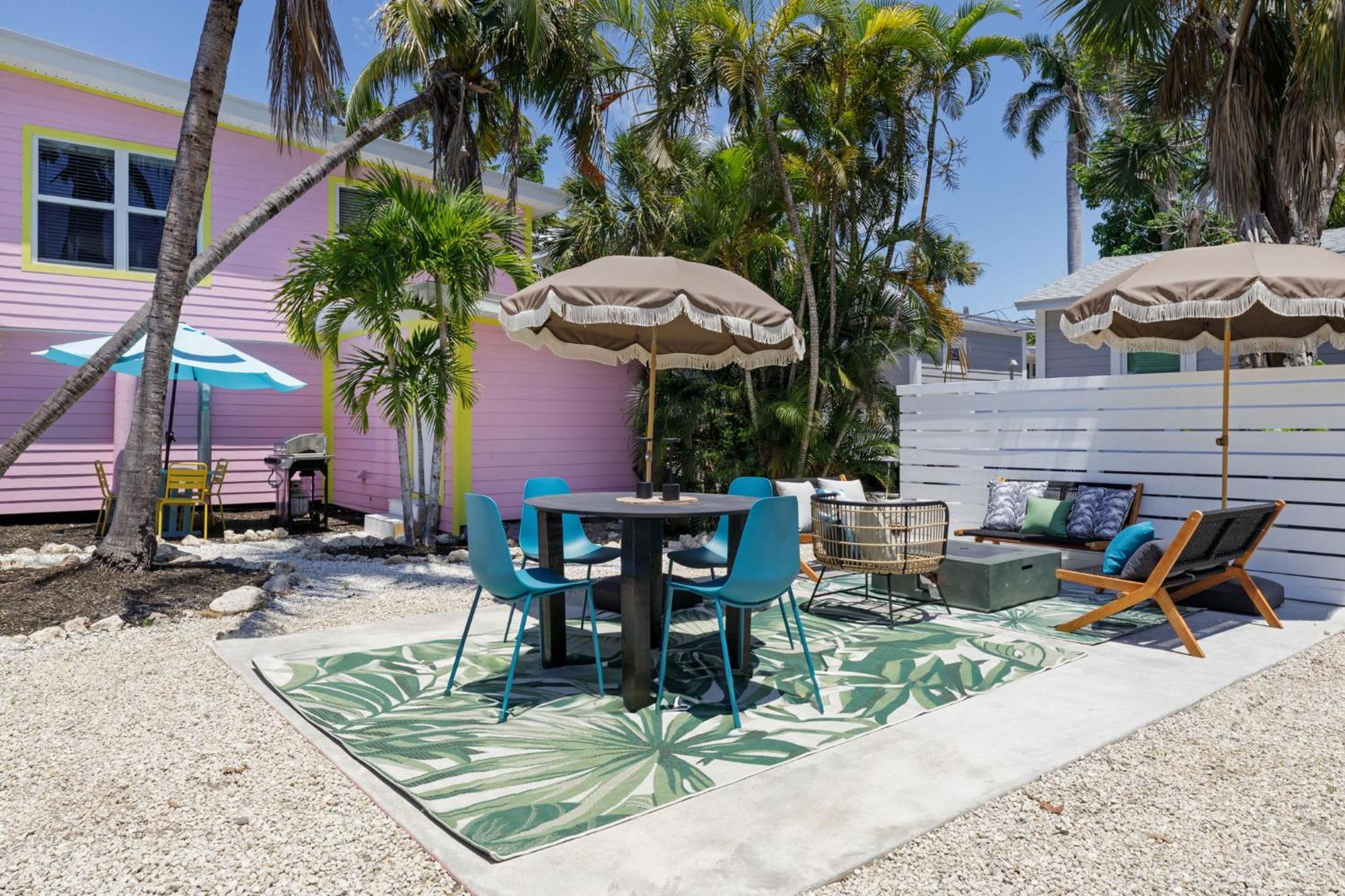 Charming Suite With Balcony And Bikes At Historic Sandpiper Inn Sanibel Luaran gambar
